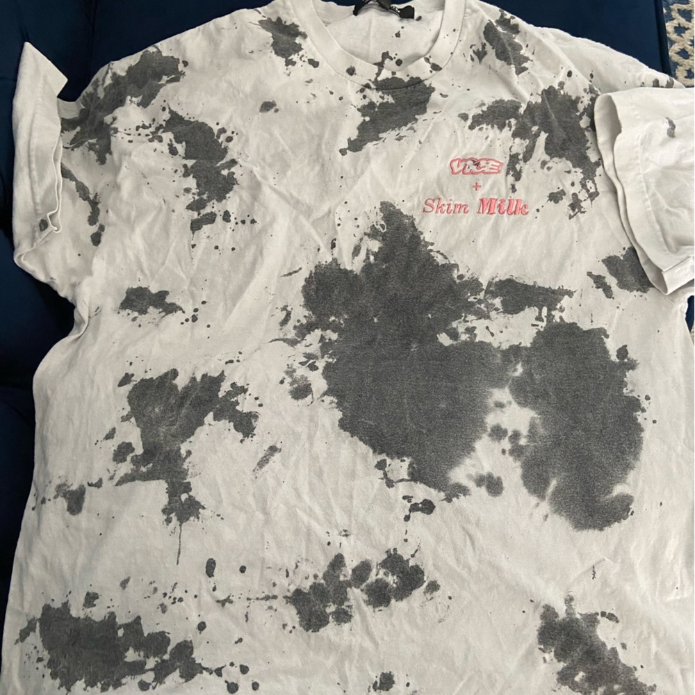 VICE x Skim Milk Urban Outfitters Tee SIZE: Large